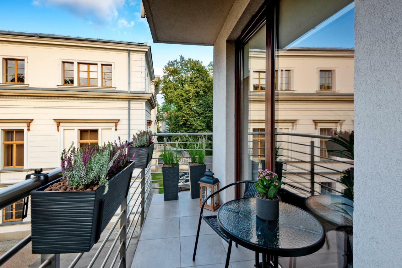 Kopernika8 Miro Apartment With Balcony And Ac Cracovia Exterior foto